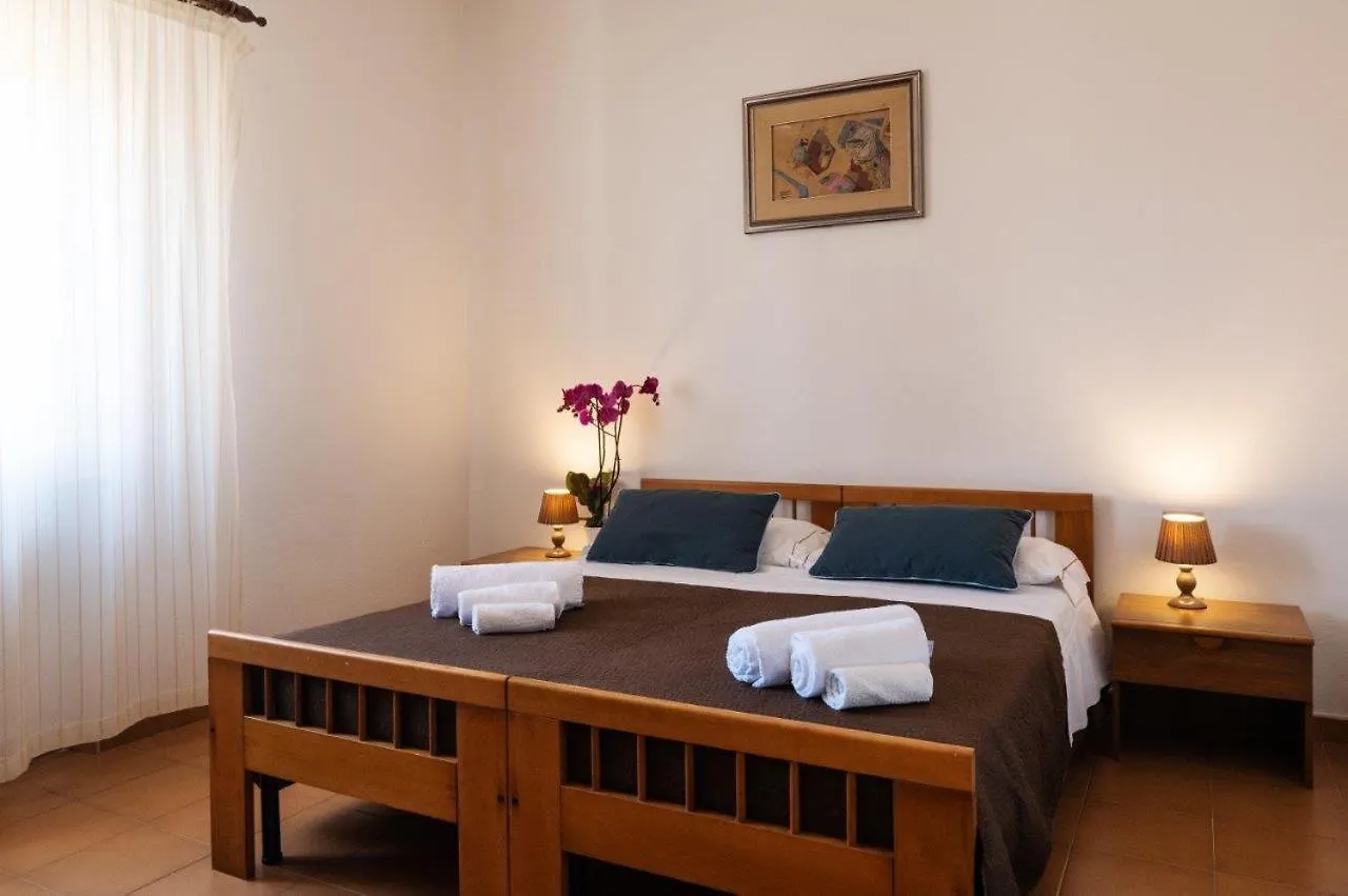 Hotel L'Aragosta La Caletta
