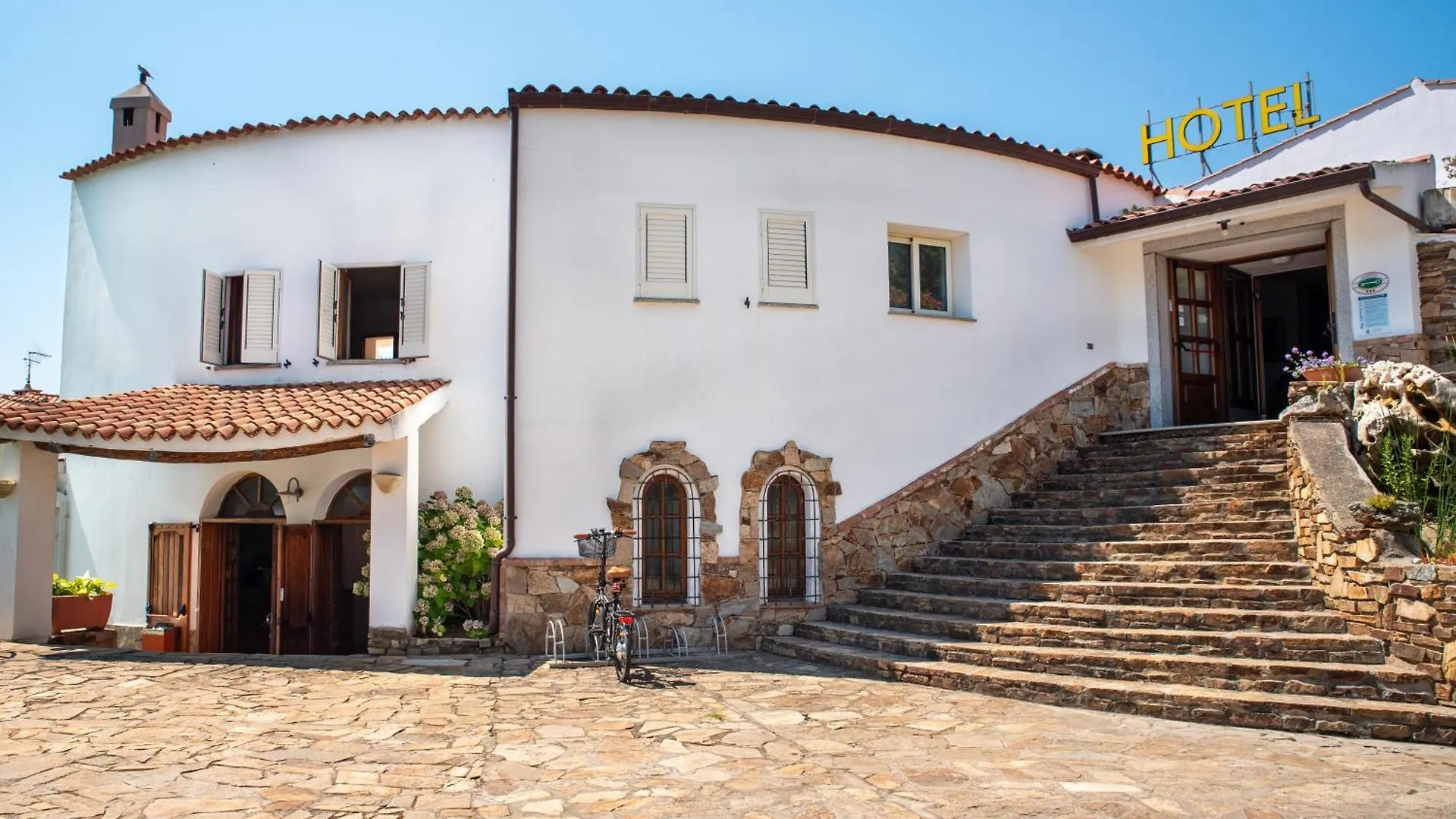 Hotel L'Aragosta La Caletta