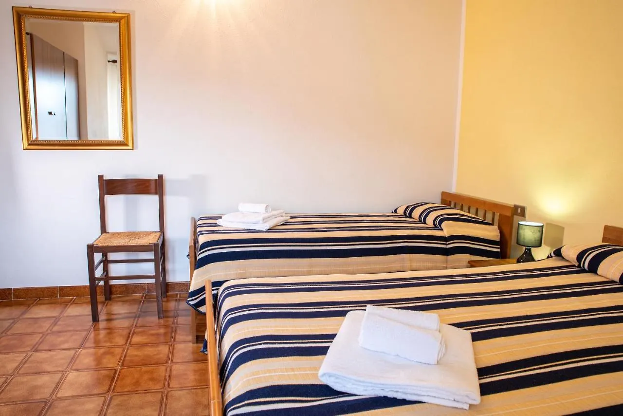 ***  Hotel L'Aragosta La Caletta Italy